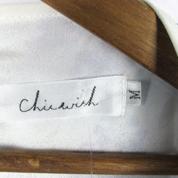 Chicwish White Floral Maxi Dress with Pleated Skirt Size M Modest Romantic - Picture 6 of 7